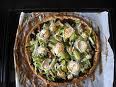 Détails :    Tarte fine tapenade, poireaux et chèvre   	 